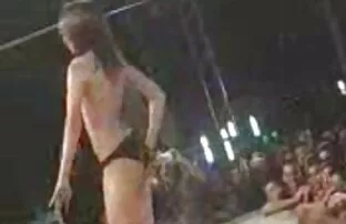 XXX 穴の中の髪 女子 用 アダルト 動画