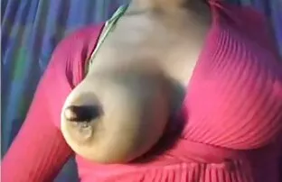 XXX この男は同時に彼の友人に仕事を与えました。 女性 用 エロ ビデオ